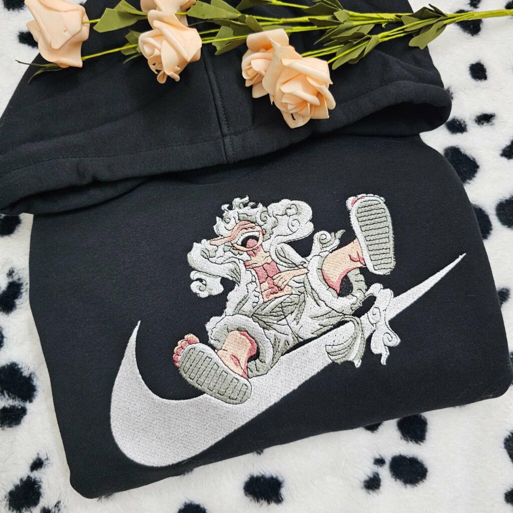 A beautiful Luffy (One Piece) embroidered hoodie A beautiful Luffy (One Piece) embroidered hoodie