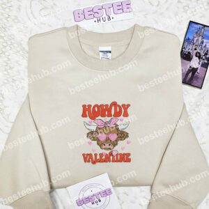 Highland Cow Howdy Valentine Embroidered Shirt, Animal Embroidered Hoodie, Valentine Embroidered Sweatshirt (2)