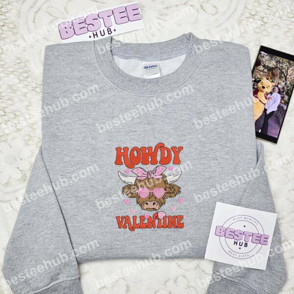 Highland Cow Howdy Valentine Embroidered Shirt, Animal Embroidered Hoodie, Valentine Embroidered Sweatshirt (3)