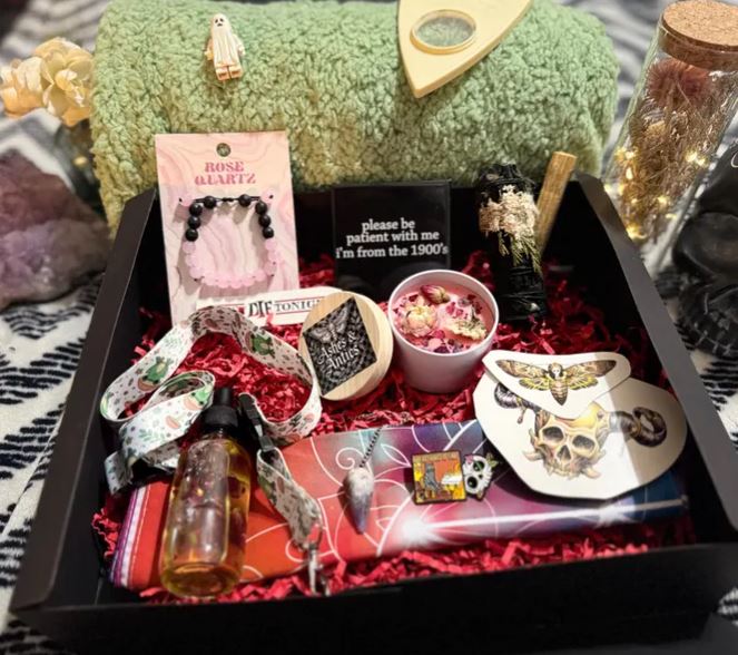 Gothic self-care set is a great Halloween gift for women. Gothic self-care set is a great Halloween gift for women.