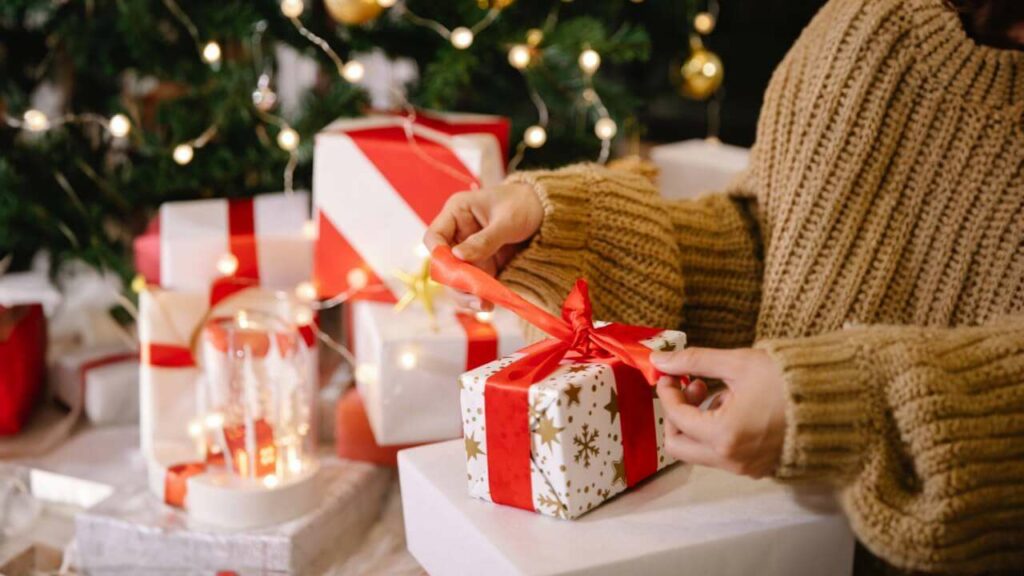 Remember to secure your gifts before they sell out. Remember to secure your gifts before they sell out.